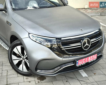 Серый Мерседес EQC, объемом двигателя 0 л и пробегом 118 тыс. км за 34999 $, фото 19 на Automoto.ua