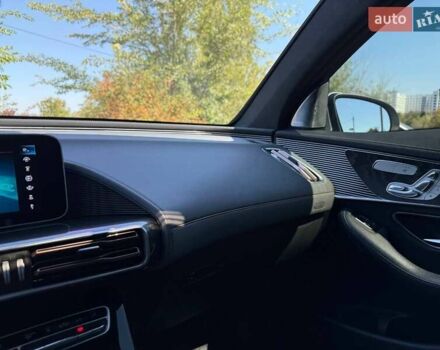 Сірий Мерседес EQC, об'ємом двигуна 0 л та пробігом 62 тис. км за 45500 $, фото 70 на Automoto.ua