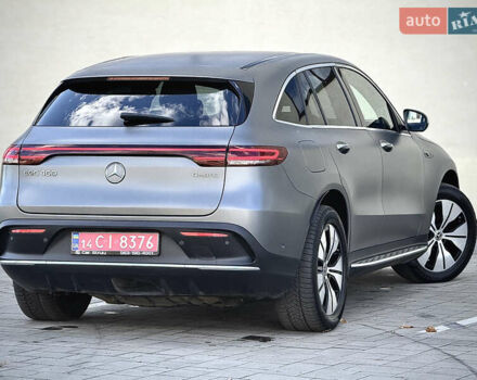 Серый Мерседес EQC, объемом двигателя 0 л и пробегом 118 тыс. км за 34999 $, фото 3 на Automoto.ua