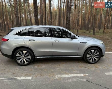 Серый Мерседес EQC, объемом двигателя 0 л и пробегом 70 тыс. км за 36000 $, фото 1 на Automoto.ua