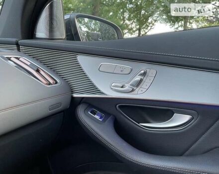Серый Мерседес EQC, объемом двигателя 0 л и пробегом 124 тыс. км за 35699 $, фото 19 на Automoto.ua