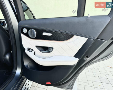 Серый Мерседес EQC, объемом двигателя 0 л и пробегом 118 тыс. км за 34999 $, фото 57 на Automoto.ua