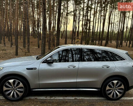 Серый Мерседес EQC, объемом двигателя 0 л и пробегом 70 тыс. км за 36000 $, фото 2 на Automoto.ua