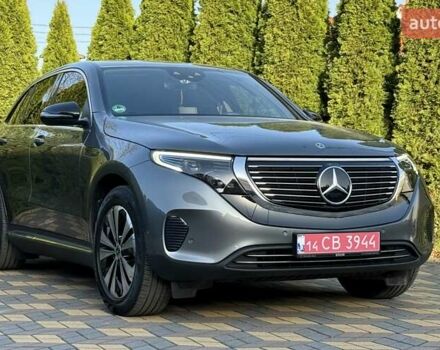 Сірий Мерседес EQC, об'ємом двигуна 0 л та пробігом 72 тис. км за 30999 $, фото 1 на Automoto.ua