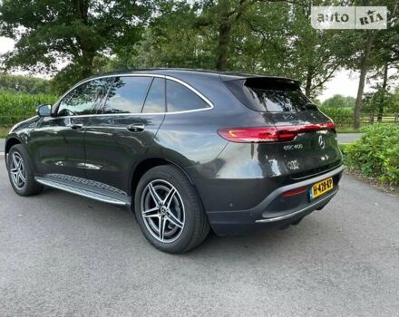 Серый Мерседес EQC, объемом двигателя 0 л и пробегом 124 тыс. км за 35699 $, фото 2 на Automoto.ua
