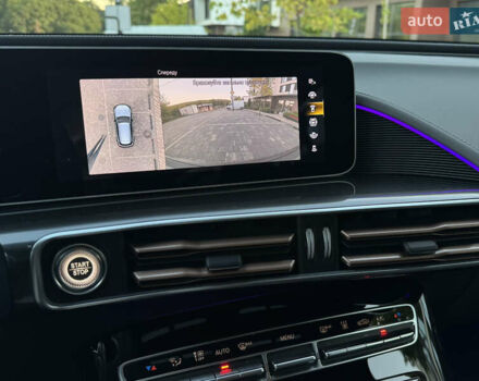 Серый Мерседес EQC, объемом двигателя 0 л и пробегом 90 тыс. км за 36800 $, фото 58 на Automoto.ua