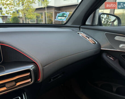 Серый Мерседес EQC, объемом двигателя 0 л и пробегом 90 тыс. км за 36800 $, фото 35 на Automoto.ua