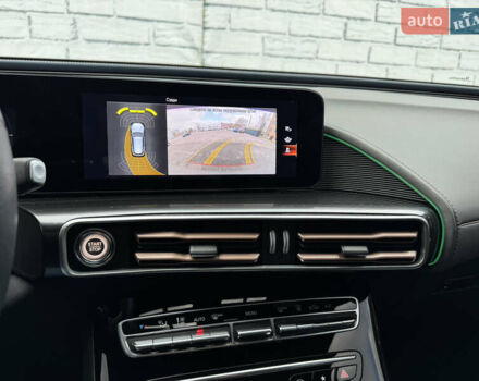 Серый Мерседес EQC, объемом двигателя 0 л и пробегом 58 тыс. км за 31999 $, фото 32 на Automoto.ua