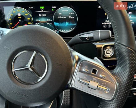 Серый Мерседес EQC, объемом двигателя 0 л и пробегом 90 тыс. км за 36800 $, фото 61 на Automoto.ua