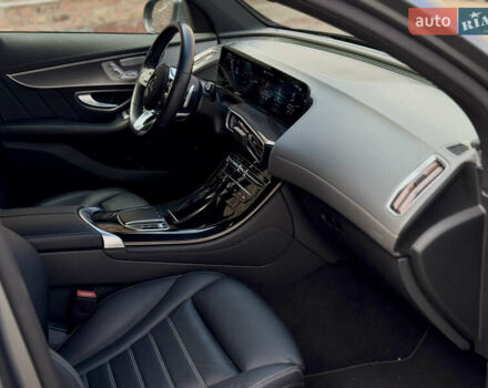 Серый Мерседес EQC, объемом двигателя 0 л и пробегом 47 тыс. км за 38500 $, фото 33 на Automoto.ua