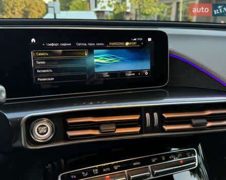 Серый Мерседес EQC, объемом двигателя 0 л и пробегом 90 тыс. км за 36800 $, фото 42 на Automoto.ua