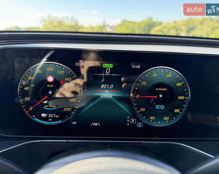 Серый Мерседес EQC, объемом двигателя 0 л и пробегом 21 тыс. км за 36643 $, фото 19 на Automoto.ua