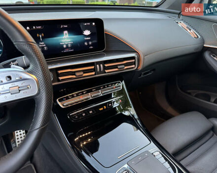 Серый Мерседес EQC, объемом двигателя 0 л и пробегом 90 тыс. км за 36800 $, фото 32 на Automoto.ua