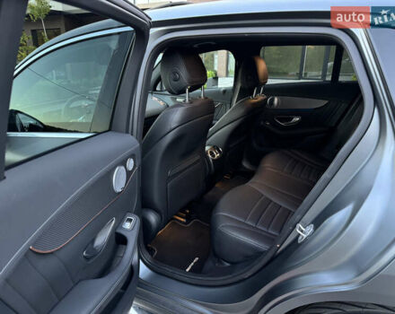 Серый Мерседес EQC, объемом двигателя 0 л и пробегом 90 тыс. км за 36800 $, фото 30 на Automoto.ua