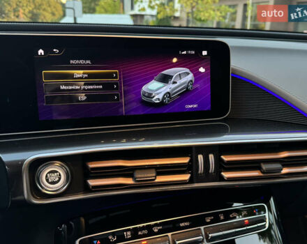 Серый Мерседес EQC, объемом двигателя 0 л и пробегом 90 тыс. км за 36800 $, фото 52 на Automoto.ua