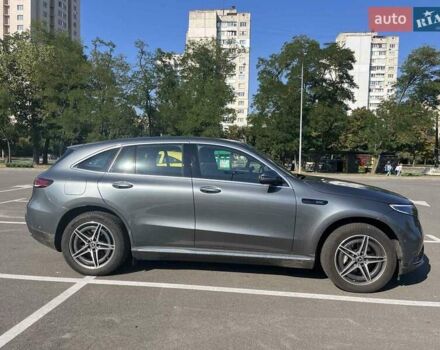 Серый Мерседес EQC, объемом двигателя 0 л и пробегом 25 тыс. км за 39500 $, фото 3 на Automoto.ua