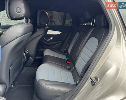 Серый Мерседес EQC, объемом двигателя 0 л и пробегом 58 тыс. км за 31999 $, фото 20 на Automoto.ua