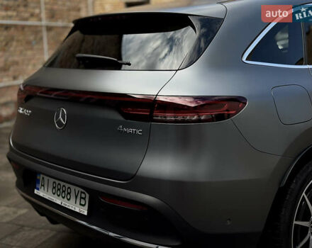 Серый Мерседес EQC, объемом двигателя 0 л и пробегом 47 тыс. км за 38500 $, фото 17 на Automoto.ua