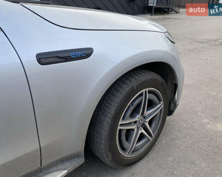 Сірий Мерседес EQC, об'ємом двигуна 0 л та пробігом 70 тис. км за 27800 $, фото 2 на Automoto.ua