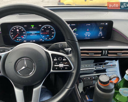 Сірий Мерседес EQC, об'ємом двигуна 0 л та пробігом 70 тис. км за 27800 $, фото 6 на Automoto.ua