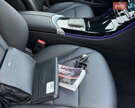 Серый Мерседес EQC, объемом двигателя 0 л и пробегом 158 тыс. км за 29900 $, фото 18 на Automoto.ua