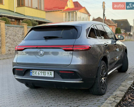 Серый Мерседес EQC, объемом двигателя 0 л и пробегом 30 тыс. км за 38900 $, фото 6 на Automoto.ua