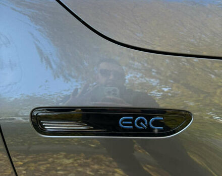 Серый Мерседес EQC, объемом двигателя 0 л и пробегом 30 тыс. км за 39900 $, фото 39 на Automoto.ua