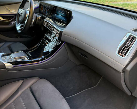 Серый Мерседес EQC, объемом двигателя 0 л и пробегом 30 тыс. км за 39900 $, фото 22 на Automoto.ua