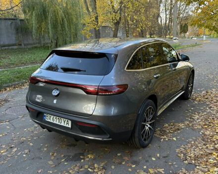 Серый Мерседес EQC, объемом двигателя 0 л и пробегом 30 тыс. км за 39900 $, фото 45 на Automoto.ua