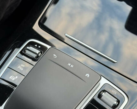 Серый Мерседес EQC, объемом двигателя 0 л и пробегом 30 тыс. км за 38900 $, фото 17 на Automoto.ua