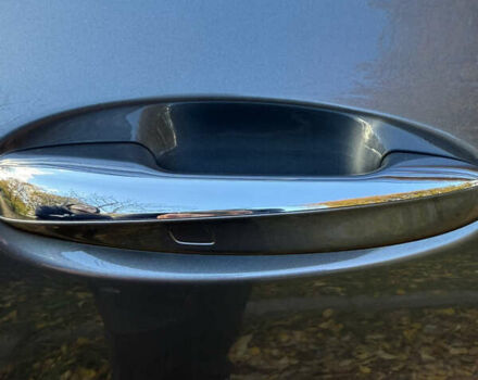 Серый Мерседес EQC, объемом двигателя 0 л и пробегом 30 тыс. км за 39900 $, фото 30 на Automoto.ua