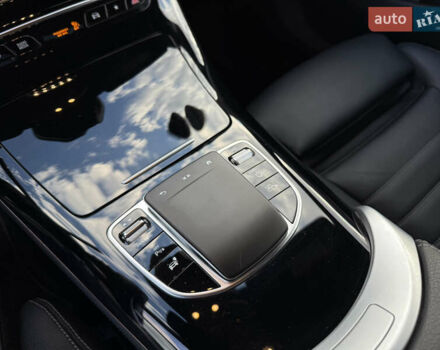 Серый Мерседес EQC, объемом двигателя 0 л и пробегом 9 тыс. км за 47000 $, фото 53 на Automoto.ua