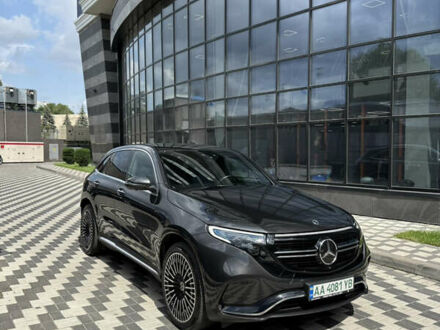 Мерседес EQC 2021 в Киеве на Automoto.ua Серый Мерседес EQC, объемом двигателя 0 л и пробегом 74 тыс. км за 38300 $, фото 1 на Automoto.ua