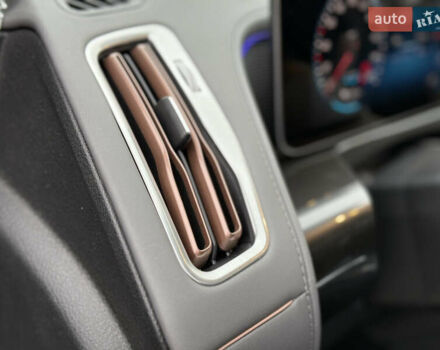 Синий Мерседес EQC, объемом двигателя 0 л и пробегом 108 тыс. км за 30900 $, фото 23 на Automoto.ua