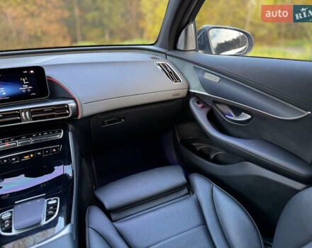 Синій Мерседес EQC, об'ємом двигуна 0 л та пробігом 67 тис. км за 35500 $, фото 48 на Automoto.ua