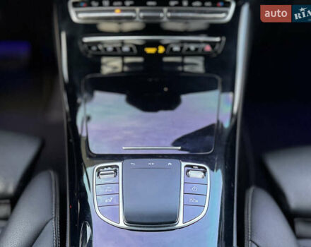 Синій Мерседес EQC, об'ємом двигуна 0 л та пробігом 67 тис. км за 35500 $, фото 25 на Automoto.ua