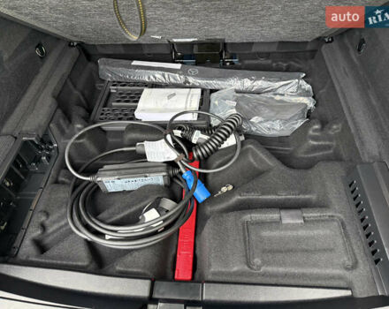 Синій Мерседес EQC, об'ємом двигуна 0 л та пробігом 90 тис. км за 33000 $, фото 119 на Automoto.ua