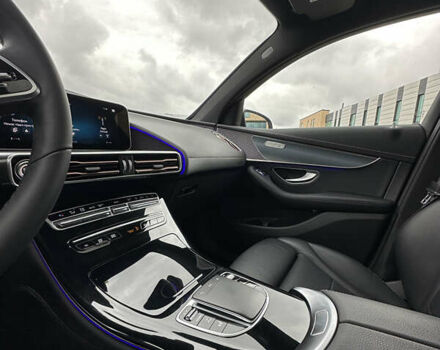 Синій Мерседес EQC, об'ємом двигуна 0 л та пробігом 130 тис. км за 31500 $, фото 13 на Automoto.ua