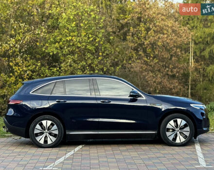 Синій Мерседес EQC, об'ємом двигуна 0 л та пробігом 67 тис. км за 35500 $, фото 10 на Automoto.ua