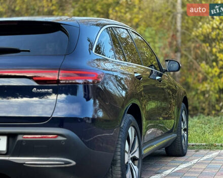 Синій Мерседес EQC, об'ємом двигуна 0 л та пробігом 67 тис. км за 35500 $, фото 14 на Automoto.ua