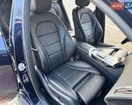 Синій Мерседес EQC, об'ємом двигуна 0 л та пробігом 67 тис. км за 35500 $, фото 30 на Automoto.ua