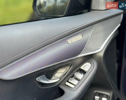 Синій Мерседес EQC, об'ємом двигуна 0 л та пробігом 67 тис. км за 35500 $, фото 37 на Automoto.ua