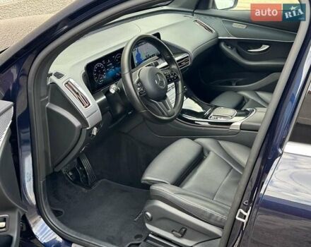 Синій Мерседес EQC, об'ємом двигуна 0 л та пробігом 150 тис. км за 30500 $, фото 5 на Automoto.ua