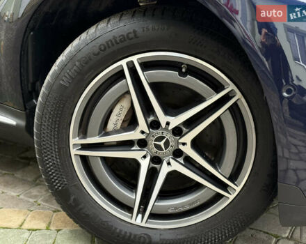 Синій Мерседес EQC, об'ємом двигуна 0 л та пробігом 90 тис. км за 33000 $, фото 11 на Automoto.ua