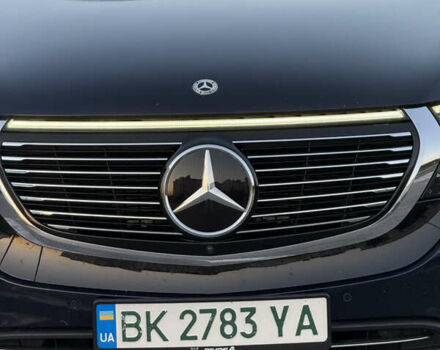 Синій Мерседес EQC, об'ємом двигуна 0 л та пробігом 130 тис. км за 31500 $, фото 12 на Automoto.ua