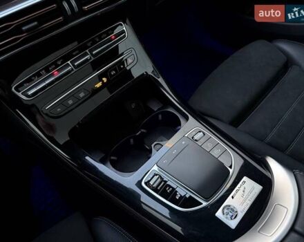 Синий Мерседес EQC, объемом двигателя 0 л и пробегом 38 тыс. км за 38490 $, фото 28 на Automoto.ua