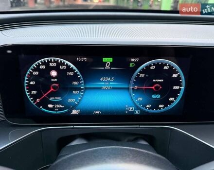 Синий Мерседес EQC, объемом двигателя 0 л и пробегом 38 тыс. км за 38490 $, фото 21 на Automoto.ua