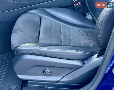 Синий Мерседес EQC, объемом двигателя 0 л и пробегом 119 тыс. км за 34900 $, фото 90 на Automoto.ua