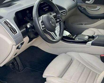 Синий Мерседес EQC, объемом двигателя 0 л и пробегом 24 тыс. км за 43000 $, фото 4 на Automoto.ua
