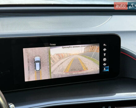 Синий Мерседес EQC, объемом двигателя 0 л и пробегом 119 тыс. км за 34900 $, фото 92 на Automoto.ua